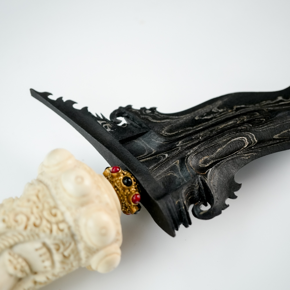 Keris Karno Tinanding Luk 17 Bali Sepuh