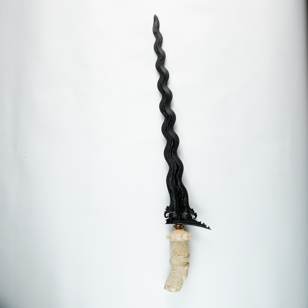 Keris Karno Tinanding Luk 17 Bali Sepuh