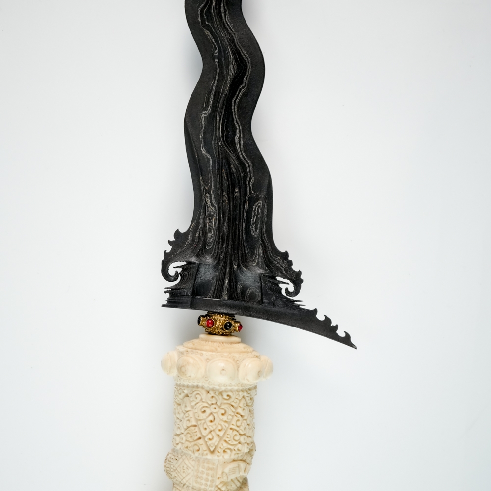 Keris Karno Tinanding Luk 17 Bali Sepuh