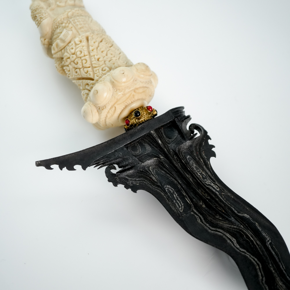 Keris Karno Tinanding Luk 17 Bali Sepuh