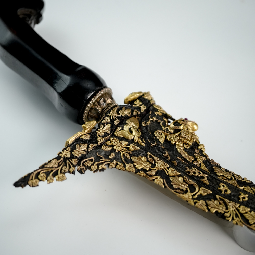 Keris Naga Sasra Luk 9 Kinatah Emas