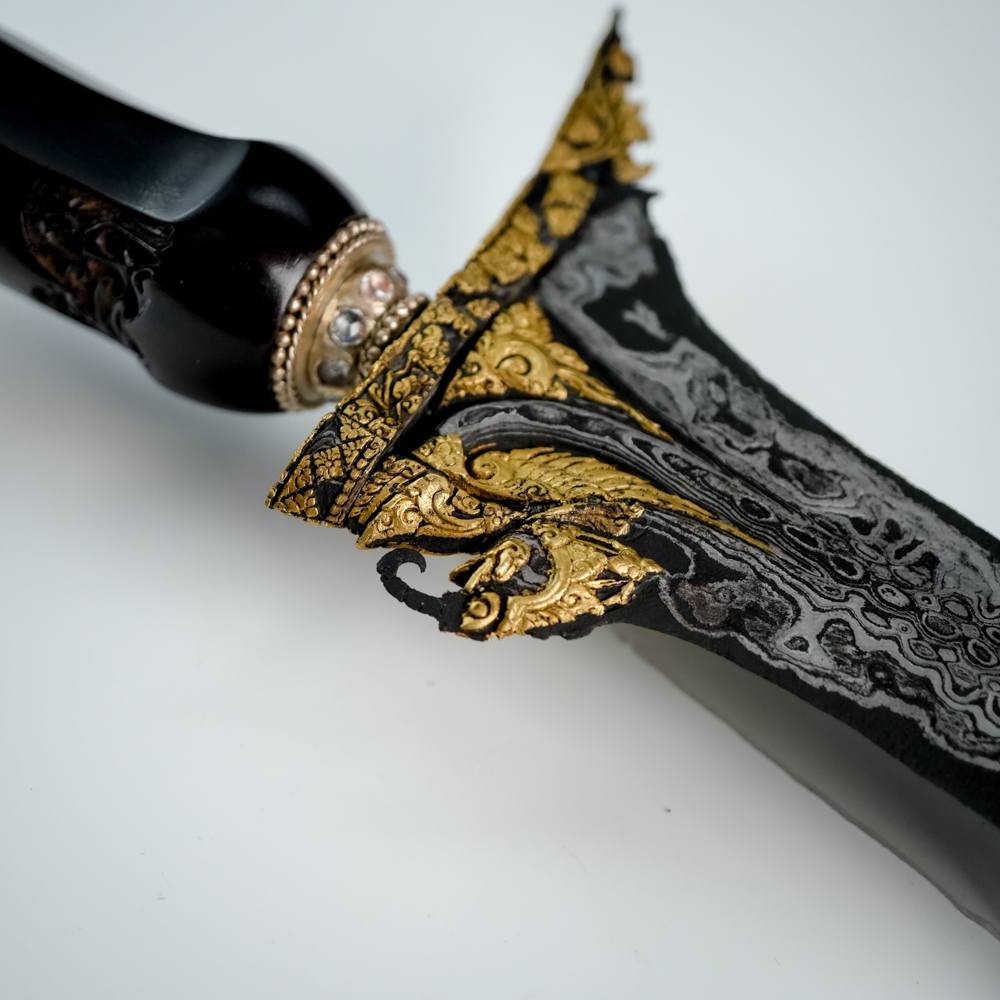Keris Paksi Naga Liman Kinatah Emas
