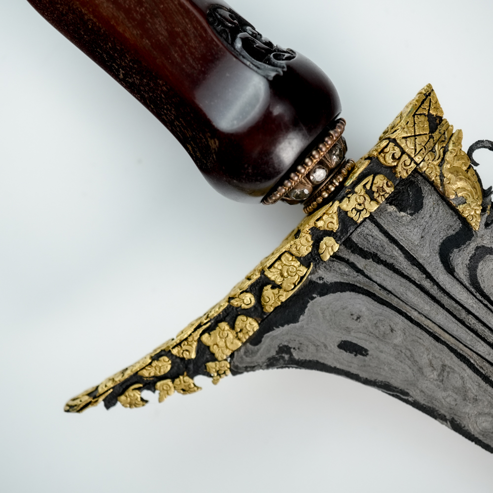 Keris Sengkelat Kinatah Emas