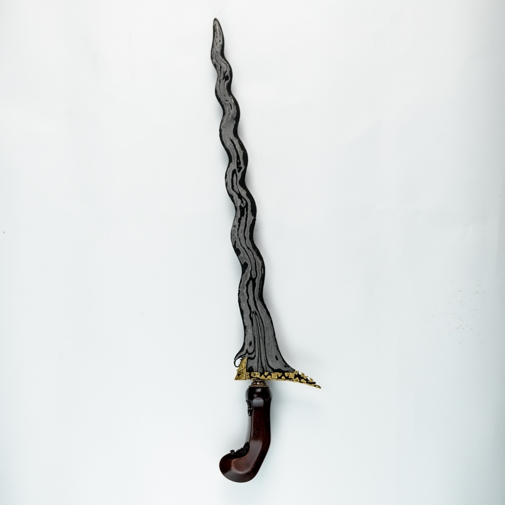 Keris Sengkelat Kinatah Emas