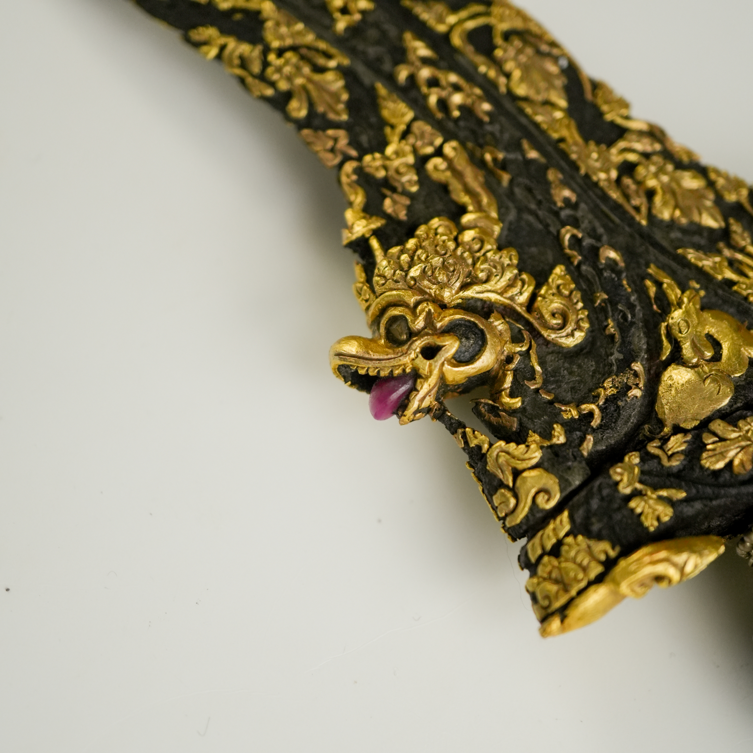 Keris Nogo Sosro Luk 9 Kinatah Emas Kamarogan Sepuh